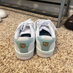 Puma sneakers